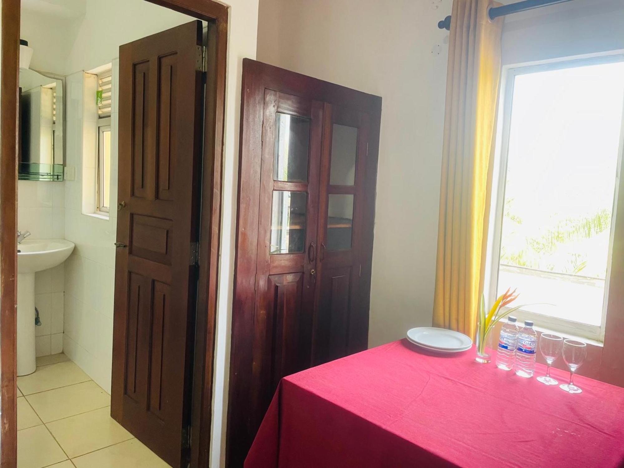 Island House Otel Dikwella Dış mekan fotoğraf